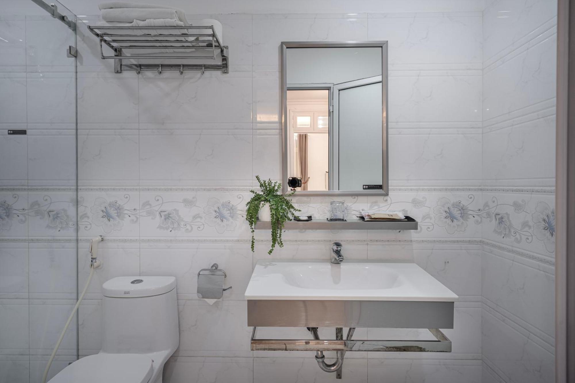 그레이스 호텔 Grace Hotel & Residence Hanoï Extérieur photo